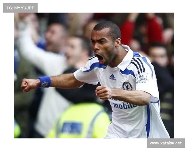 从阿什利科尔场上角色定位解析其防守进攻双重价值与战术意义 从阿什利科尔场上角色定位解析其防守进攻双重价值与战术意义